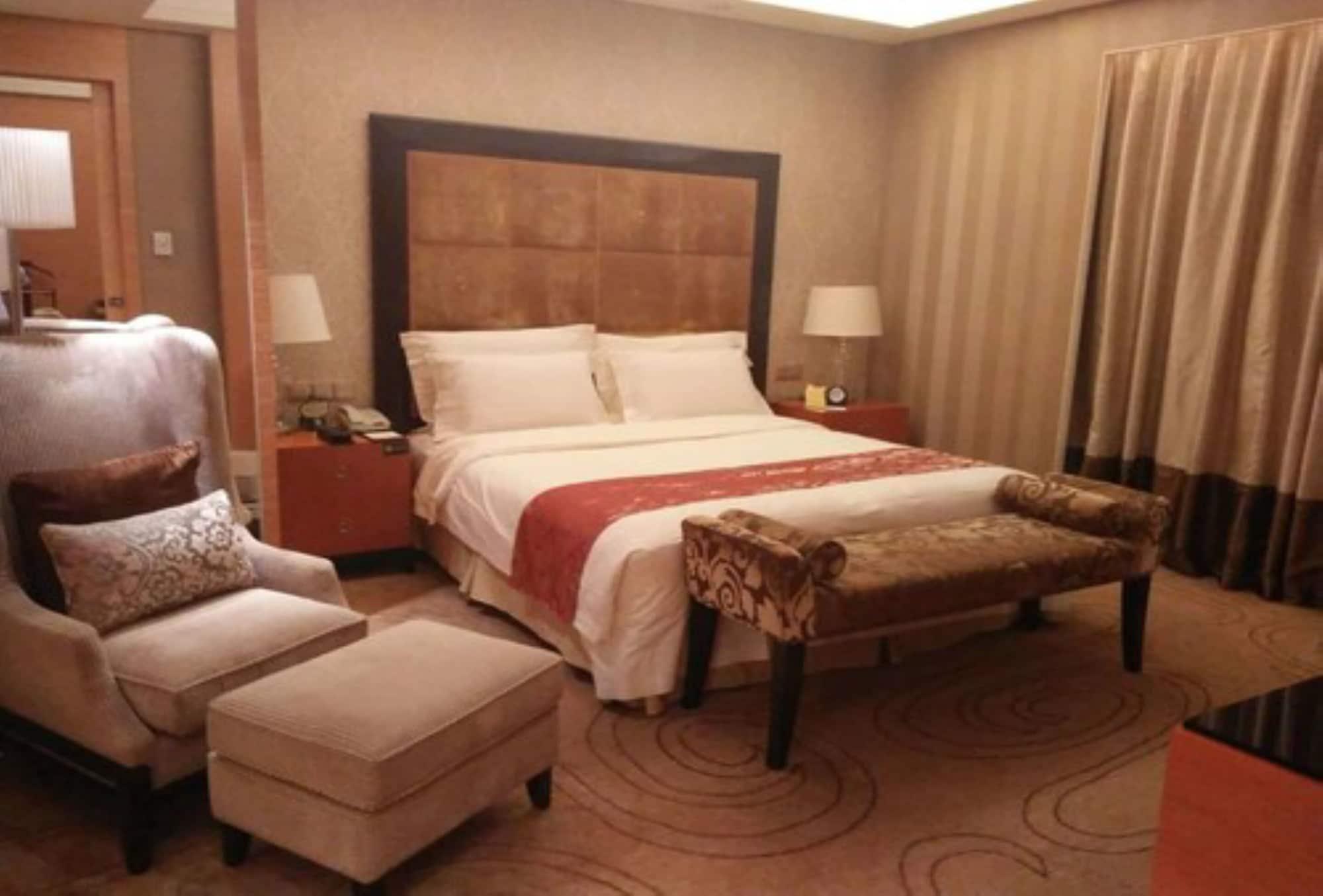 Shenzhen Baolilai International Hotel Exterior foto